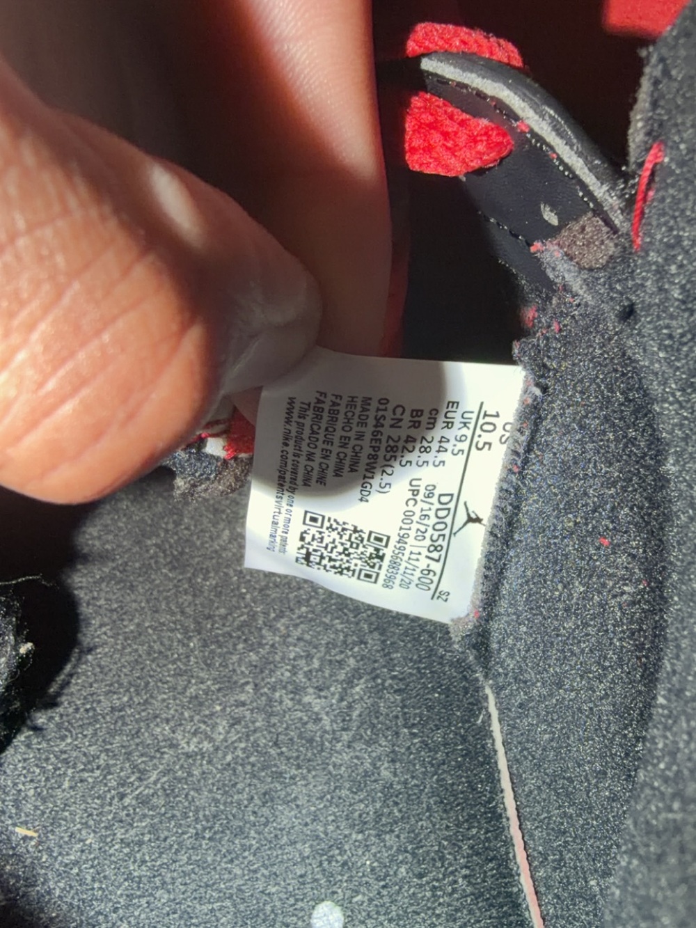 Size 10.5 - Jordan 5 Retro Mid Raging Bull - Picture 5 of 8